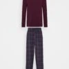 Pier One Pyjama - Bordeaux/Dark Blue -Pier One Mannenmode 06bef4272d46448cb28fb055f1c1000a