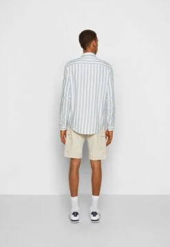 Pier One Overhemd -Light Blue/White 13 Pier One Overhemd -Light Blue/White -Pier One Mannenmode 11e4d79f744648cc9aef0b3334080fcb