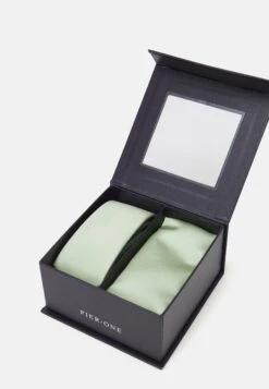 Pier One Set - Pochet - Light Green 12 Pier One Set - Pochet - Light Green -Pier One Mannenmode 186418c4632045a49f49be956c5a79e1