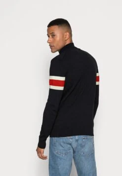 Pier One Vest - Dark Blue 9 Pier One Vest - Dark Blue -Pier One Mannenmode 1f8f1ac9cf5e4d9fa1bf626596ae679a