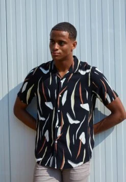 Pier One Contemporary Art Regular Resort- Overhemd - Black -Pier One Mannenmode 2d83ec63d164465989dae86a7aa08f89