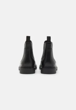 Pier One Leather - Korte Laarzen - Black -Pier One Mannenmode 38fceb26209f4f8e8e56a5d89f6e46d5