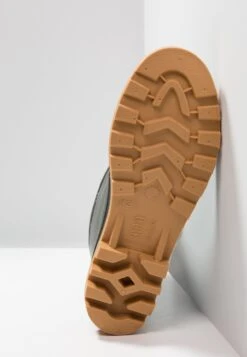 Pier One Unisex - Regenlaarzen - Green -Pier One Mannenmode 3db002d2c2c94b2c8f12e2610faa3a27