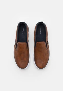 Pier One Unisex - Sneakers Laag - Cognac -Pier One Mannenmode 460ddb3d844e4278af49e76064f51088