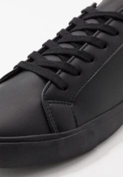 Pier One Unisex - Sneakers Laag - Black -Pier One Mannenmode 4b9fcbc04e2a4ee3a96fa0f2fefe6cba