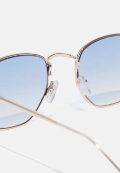 Pier One Unisex - Zonnebril - Light Blue 8 Pier One Unisex - Zonnebril - Light Blue -Pier One Mannenmode 5579151b1f8843b1ac6ca84bcea681e0