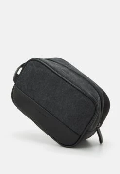 Pier One Unisex - Toilettas - Black -Pier One Mannenmode 674ff8504a974fd0a6613ac637df3a32