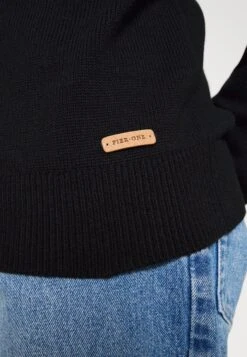 Pier One Structure Block High Collar - Vest - Black 13 Pier One Structure Block High Collar - Vest - Black -Pier One Mannenmode 6a3d75ac81f349948e6db8598e9da725