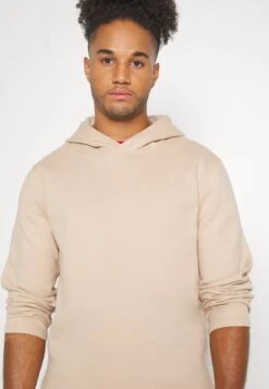 Pier One Hoodie - Tan 16 Pier One Hoodie - Tan -Pier One Mannenmode 6dc21d845a234a7ab66db803a5688815