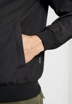 Pier One Bomberjacks - Black -Pier One Mannenmode 785de7e873654e248854c6583672cfa7