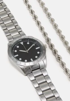 Pier One Set - Ketting - Silver-Coloured/Black -Pier One Mannenmode 83102eb3ab884b968ea711d6d380bde6