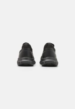 Pier One Sneakers Laag - Black -Pier One Mannenmode 8c00dac42ca54760bb9e30aa6c287d7d