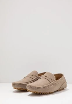 Pier One Unisex - Mocassins - Taupe 10 Pier One Unisex - Mocassins - Taupe -Pier One Mannenmode 8db2ebcd0d58417e91782ba204cb2b61