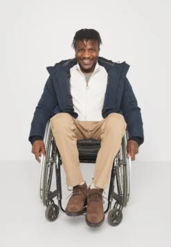 Pier One Vest - Off White -Pier One Mannenmode 90d97e053d224200bd224084b6e217cc