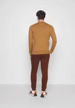 Pier One 2 Pack - Trainingsbroek - Dark Brown/Black -Pier One Mannenmode 994bb4a4696a4095ace27240f693a155