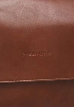 Pier One Schoudertas - Brown 11 Pier One Schoudertas - Brown -Pier One Mannenmode 996f0b959cb14f4daf56add935c55435