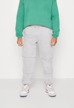 Pier One Trainingsbroek - Mottled Light Grey 17 Pier One Trainingsbroek - Mottled Light Grey -Pier One Mannenmode a388cef6e3044a918af80f9878f8963e