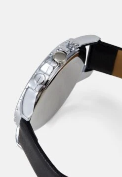 Pier One Horloge - Black/Silver-Coloured -Pier One Mannenmode a405f32d91574594bfe0eb57bcbec044