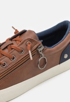 Pier One Unisex - Sneakers Laag - Cognac 13 Pier One Unisex - Sneakers Laag - Cognac -Pier One Mannenmode a71d3c18ca7a432ea8b51be2bf35ac80