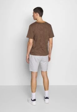 Pier One 2 Pack - Shorts -Light Grey /Black -Pier One Mannenmode a95507bb1b644136a259c68258b032f4