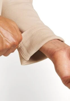 Pier One Hoodie - Tan 18 Pier One Hoodie - Tan -Pier One Mannenmode af3a0e57e55d41a3a744d2b56197696c