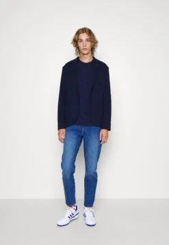 Pier One Slim Fit Jeans - Blue 8 Pier One Slim Fit Jeans - Blue -Pier One Mannenmode b0c48d90055b4869a7441bf83c2315f2