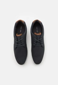 Pier One Sportieve Veterschoenen - Dark Blue/White 11 Pier One Sportieve Veterschoenen - Dark Blue/White -Pier One Mannenmode b1d0e668f2b548d880dbbe0bba984a2b