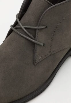 Pier One Unisex - Sportieve Veterschoenen - Grey 13 Pier One Unisex - Sportieve Veterschoenen - Grey -Pier One Mannenmode b251e44b3e5a412c95b96877ca3c165d