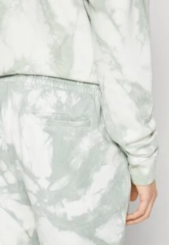 Pier One Shorts - Green 11 Pier One Shorts - Green -Pier One Mannenmode bbb1dcd533944ef5aa7e8fb222df3604