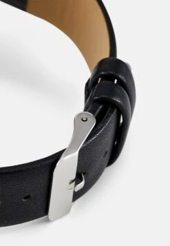 Pier One Horloge - Black/Silver-Coloured -Pier One Mannenmode bbd4e6d8b146435a85ade9e2edd8ca76