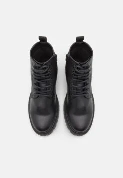 Pier One Unisex - Veterboots - Black 11 Pier One Unisex - Veterboots - Black -Pier One Mannenmode be294022a8fa4b439a852bd7c70d8bb6