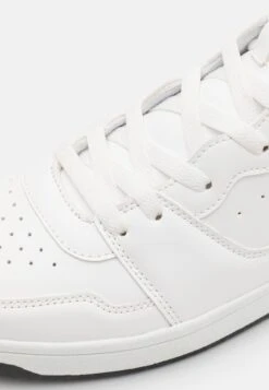 Pier One Sneakers Hoog - White -Pier One Mannenmode d92dbfafcd0845868bafc96ae8ec8083