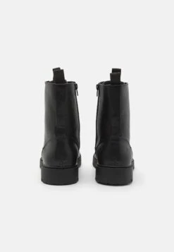 Pier One Unisex - Veterboots - Black -Pier One Mannenmode e2ad7bd076e74ffb91d45823d2715f58