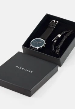 Pier One Set - Horloge - Black -Pier One Mannenmode e3698392312245d48955706d88c064dc