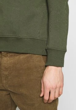 Pier One 2 Pack - Sweater - Khaki/Black -Pier One Mannenmode e8798e2b4496495bb57d084d4047e2b7