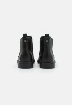 Pier One Korte Laarzen - Black -Pier One Mannenmode ea03e01ea2934881b130258f8612183f