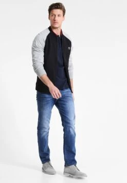 Pier One Straight Leg Jeans - Mid Blue -Pier One Mannenmode fd002322ee7f44b6b1326c1c8aff9872